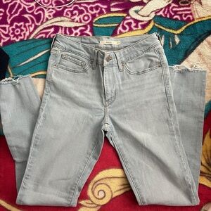 Levi’s size 27 jeans